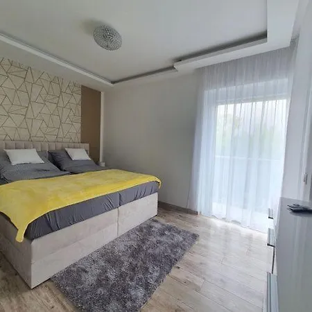 Sunshine Beige Apartman Apartment