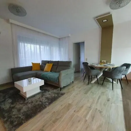 Sunshine Beige Apartman Apartment *